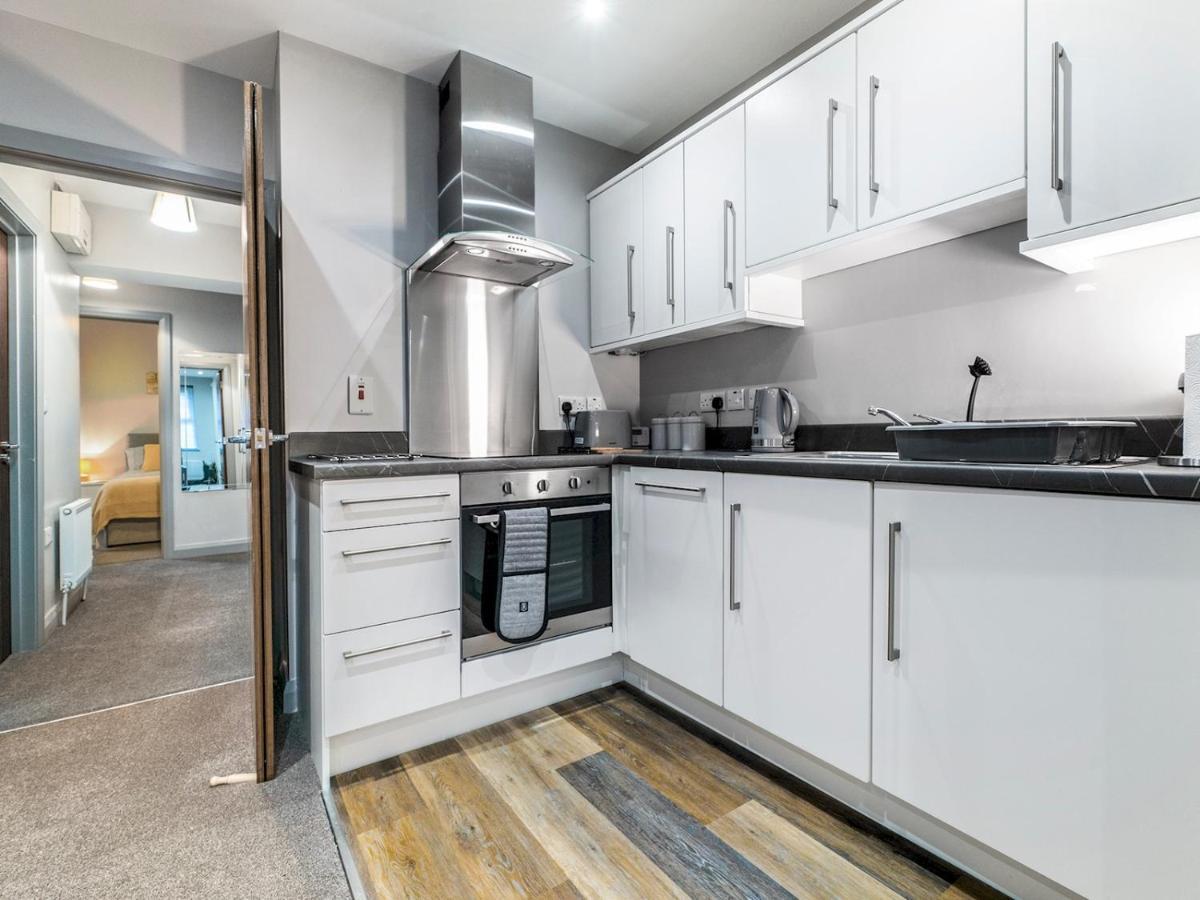 Pass The Keys Lovely 1Br Apt In No 1 Location With Top Amenities 벨파스트 외부 사진