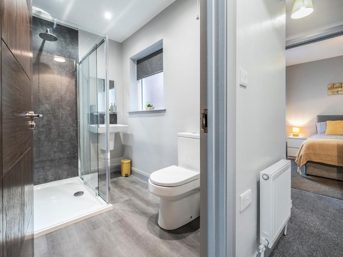 Pass The Keys Lovely 1Br Apt In No 1 Location With Top Amenities 벨파스트 외부 사진